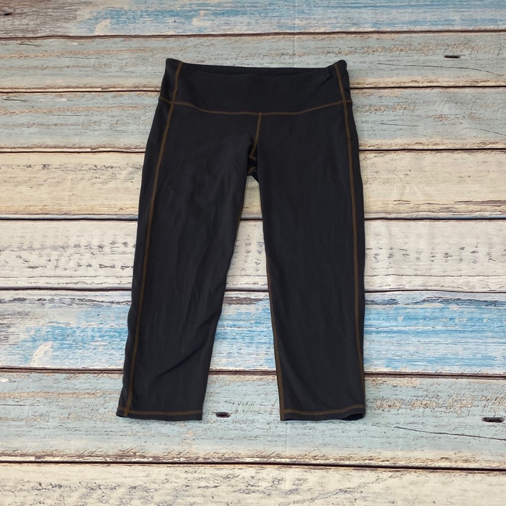 Athleta Steel Blue Chaturanga Capri Leggings -Size Small